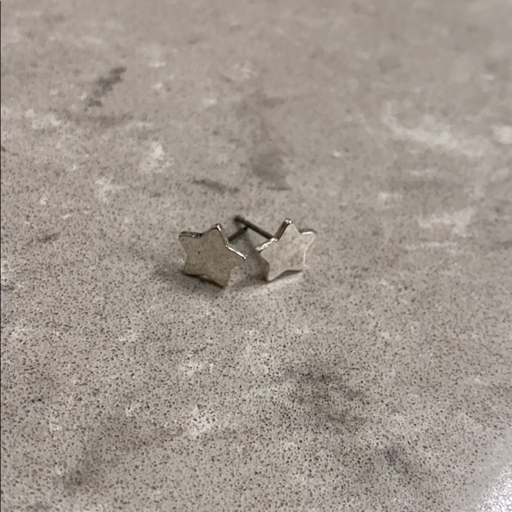 WORN ONCE silver star earrings